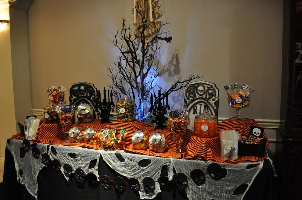 Halloween candy bar